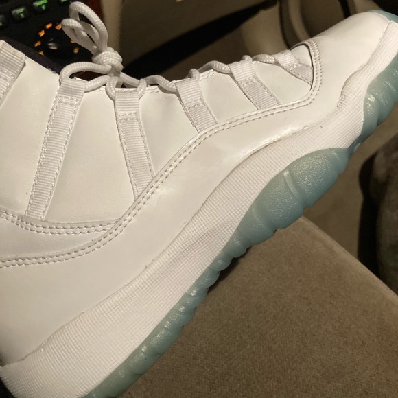 Air jordan 11 6.5y - Picture 5 of 6